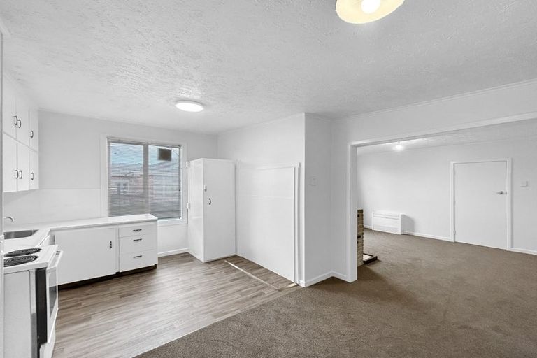 Photo of property in 21 Huia Street, Waikiwi, Invercargill, 9810