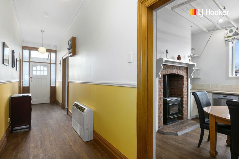 Photo of property in 4 Belleknowes Terrace, Belleknowes, Dunedin, 9011