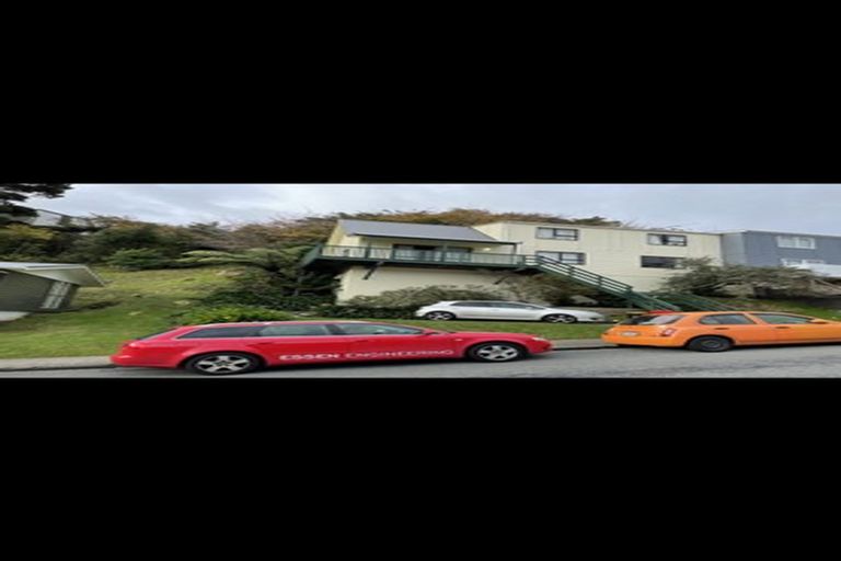 Photo of property in 7 Hazlewood Avenue, Karori, Wellington, 6012