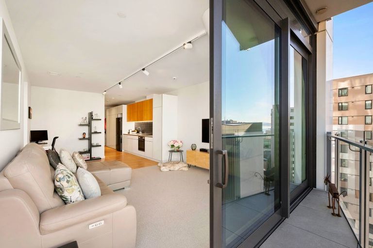 Photo of property in Victoria Lane Apartments, 702/161 Victoria Street, Te Aro, Wellington, 6011
