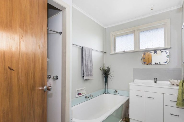 Photo of property in 14 Baycroft Avenue, Parkvale, Tauranga, 3112