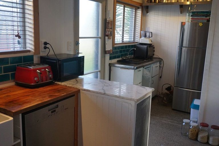 Photo of property in 924c Papamoa Beach Road, Papamoa Beach, Papamoa, 3118