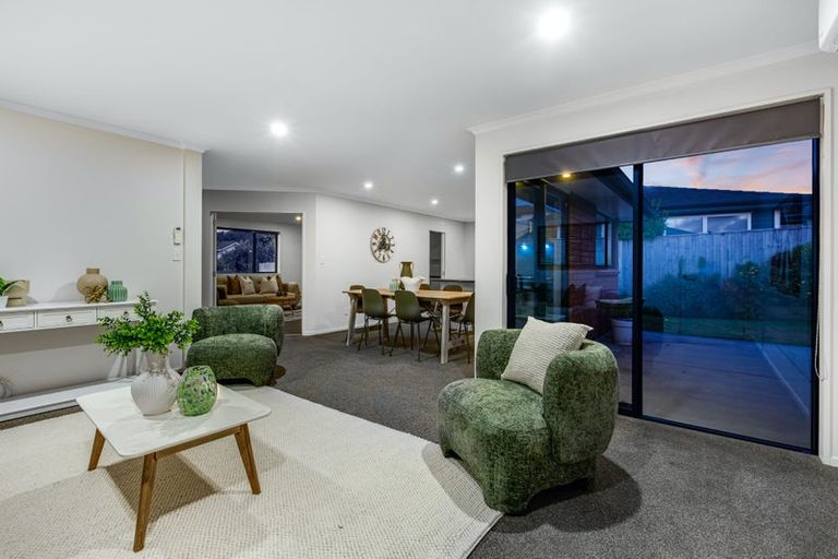 Photo of property in 5 Ihakara Arthur Lane, Aotea, Porirua, 5024
