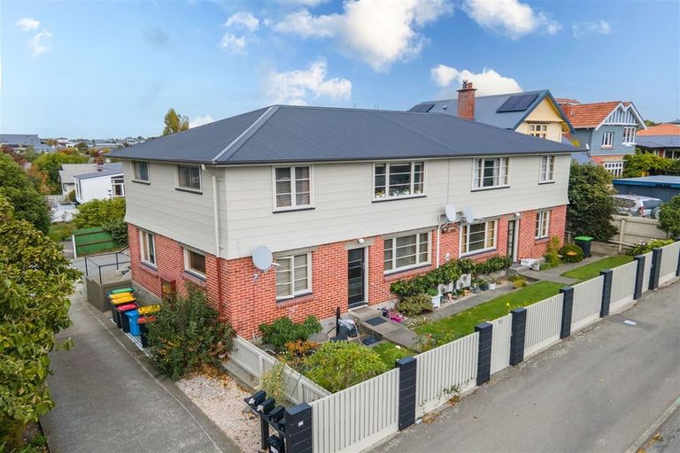 Photo of property in 1-4/32 Wai-iti Road, Maori Hill, Timaru, 7910
