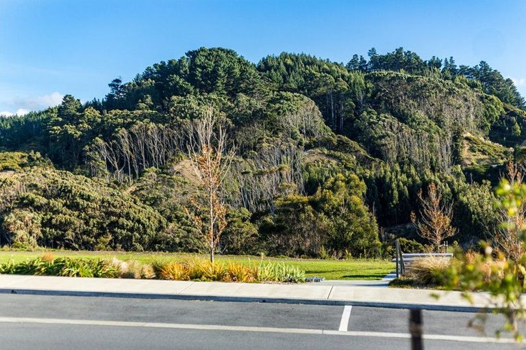 Photo of property in 57 Holystone Road, Whitby, 5024