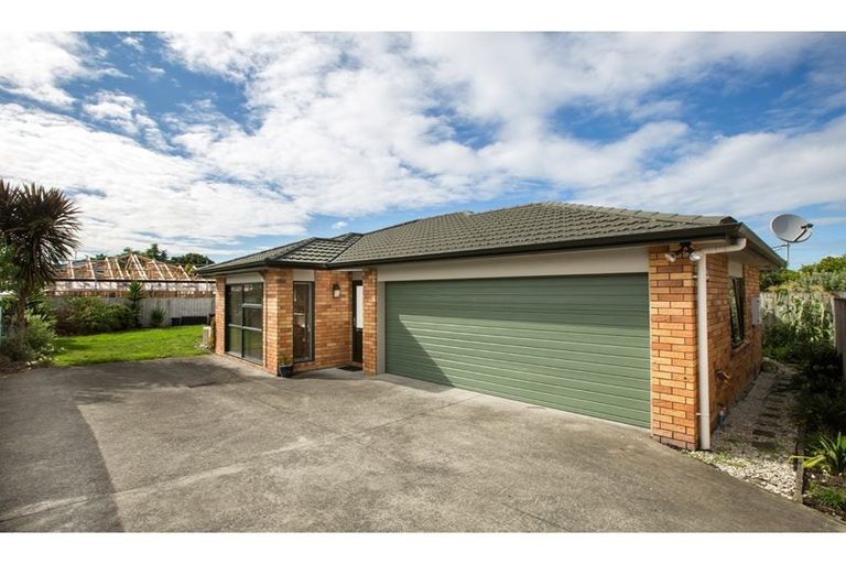 Photo of property in 53a Rathgar Road, Henderson, Auckland, 0610