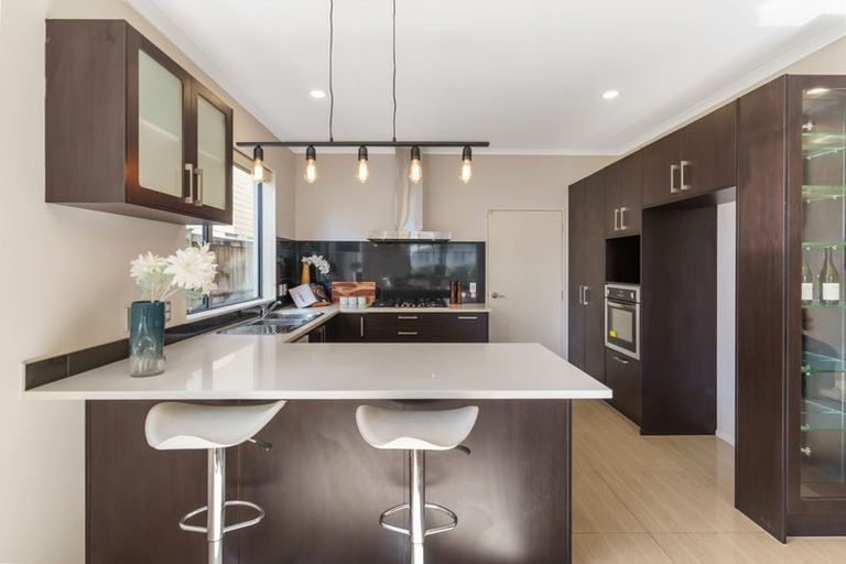 Photo of property in 77 Valderama Drive, Flat Bush, Auckland, 2019