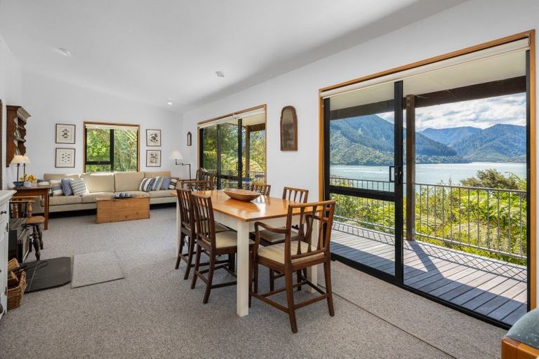 Photo of property in 672 Moetapu Bay Road, Moetapu Bay, Picton, 7282