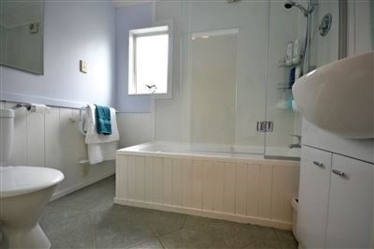 Photo of property in 17 Matisse Drive, West Harbour, Auckland, 0618