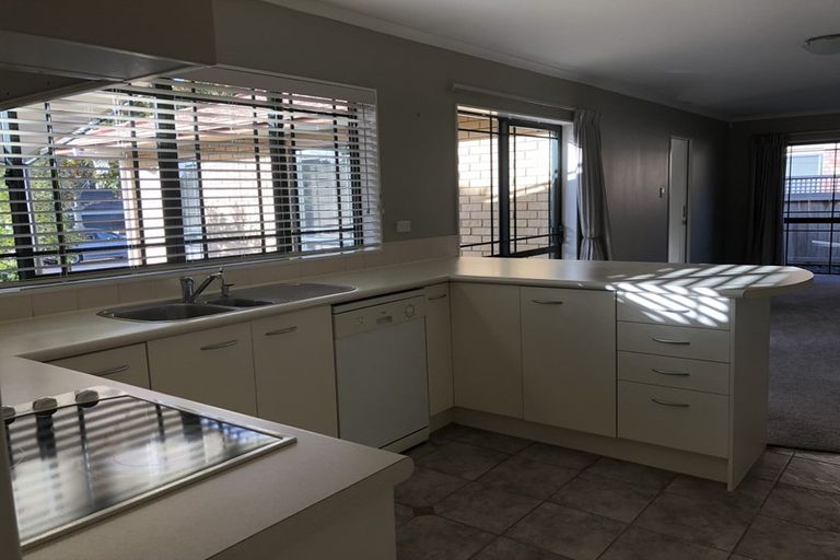 Photo of property in 6 Syracuse Place, Albany, Auckland, 0632