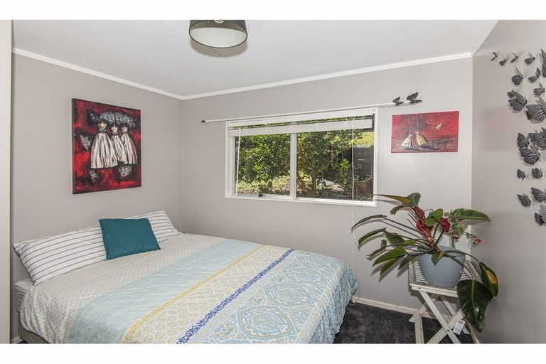 Photo of property in 33 Raumati Crescent, Onerahi, Whangarei, 0110