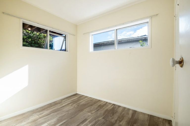 Photo of property in 62 James Street, Bayview, Auckland, 0629