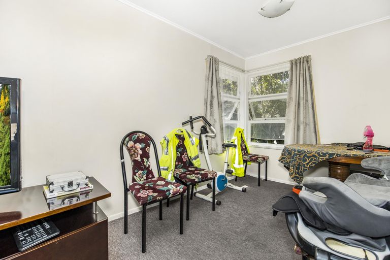 Photo of property in 31 Hobart Crescent, Wattle Downs, Auckland, 2103