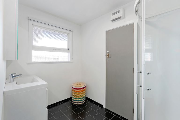 Photo of property in 6 Waiau Street, Cracroft, Christchurch, 8025