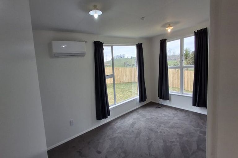 Photo of property in 1/13 Rangiora Crescent, Wairakei, Taupo, 3332