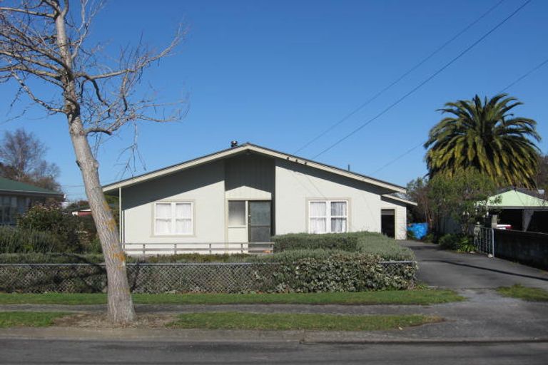 Photo of property in 18 Moreton Road, Carterton, 5713