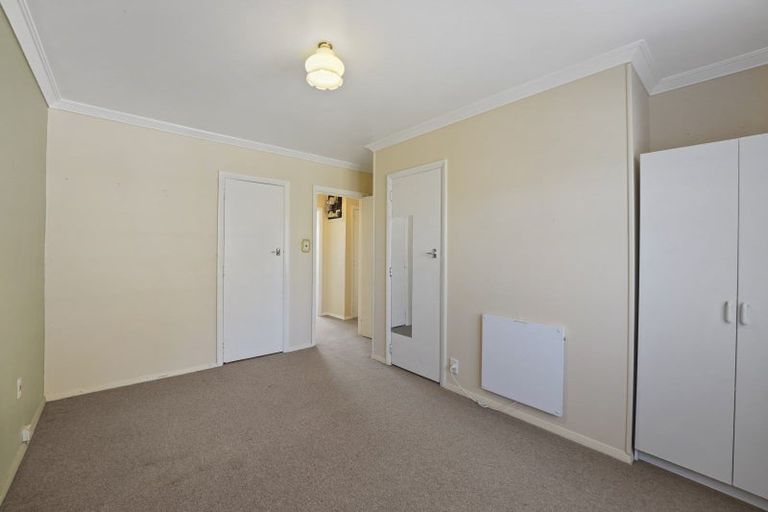 Photo of property in 2 Lane Street, Wallaceville, Upper Hutt, 5018