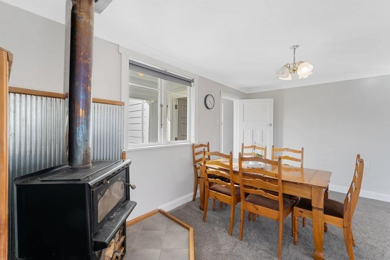 Photo of property in 4 Denbigh Road, Midhirst, Stratford, 4394