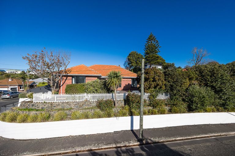 Photo of property in 2 Rutland Street, Mornington, Dunedin, 9011
