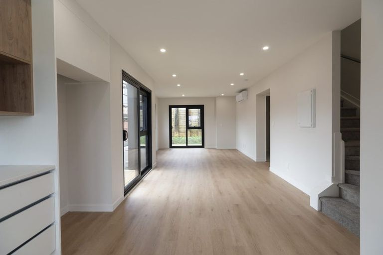 Photo of property in 61 Taukahiwi Road, Pukekohe, 2120