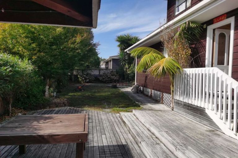 Photo of property in 1/18 Heathglen Place, Bayview, Auckland, 0629