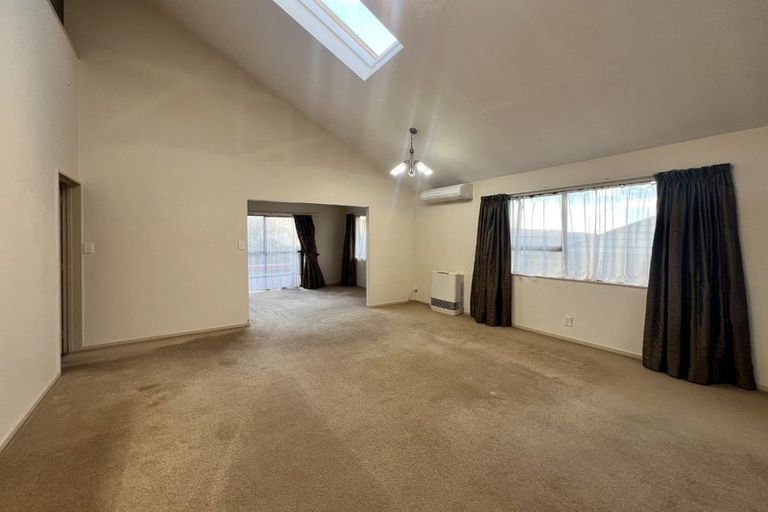 Photo of property in 1 Northwood Close, Woodridge, Wellington, 6037