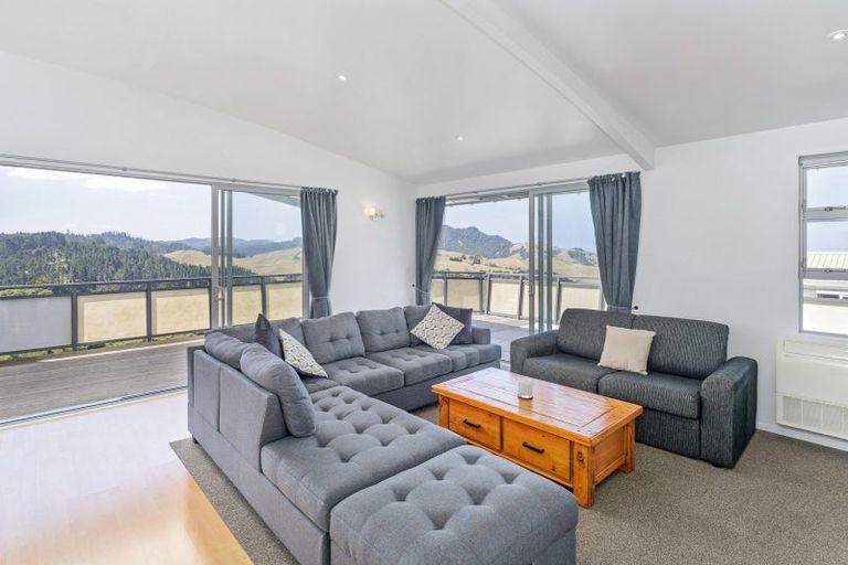 Photo of property in 112 Centennial Drive, Whitianga, 3510