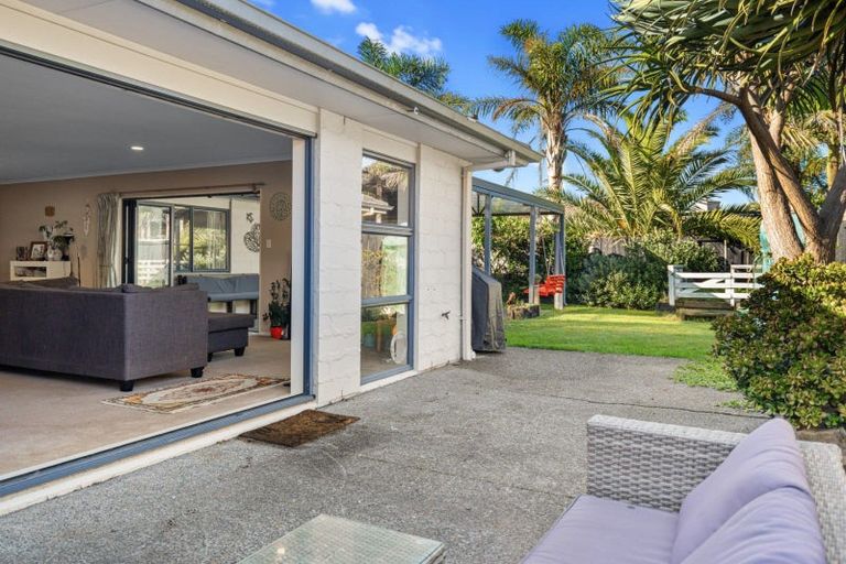Photo of property in 42 Palazzo Drive, Papamoa Beach, Papamoa, 3118