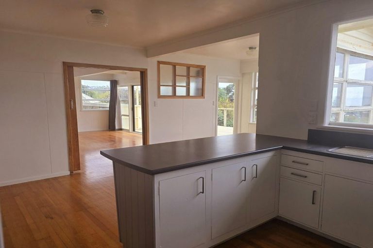 Photo of property in 19 Prospect Terrace, Milford, Auckland, 0620