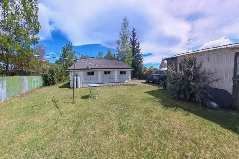 Photo of property in 19 Sutherland Road, Omarama, 9412