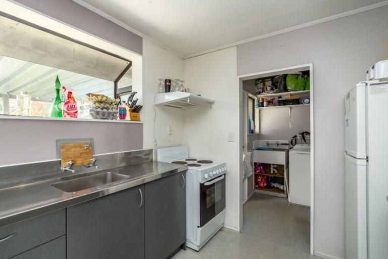 Photo of property in 18 Malcolm Street, Martinborough, 5711