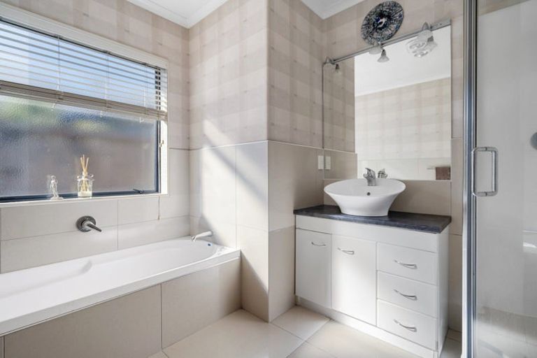 Photo of property in 42 Palazzo Drive, Papamoa Beach, Papamoa, 3118