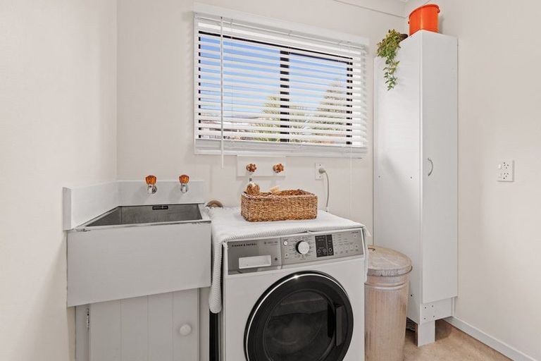 Photo of property in 8 Langstone Street, Welcome Bay, Tauranga, 3112