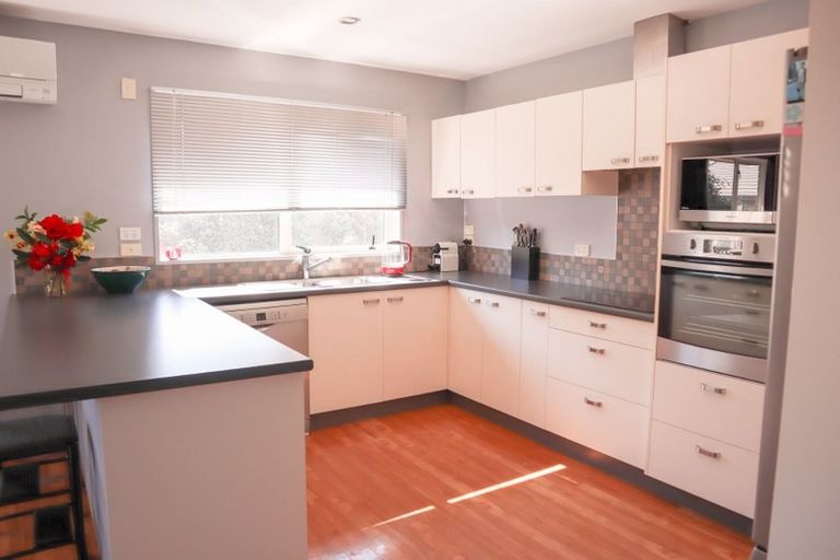 Photo of property in 5 Spitfire Place, Wigram, Christchurch, 8042