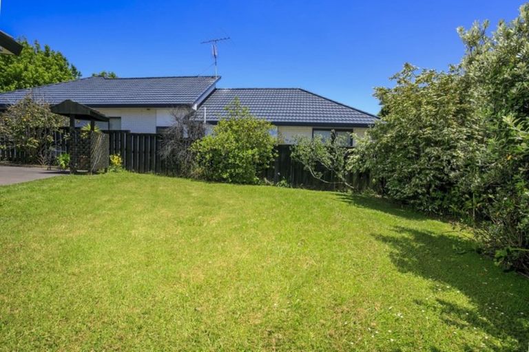 Photo of property in 26 Bushlands Park Drive, Albany, Auckland, 0632