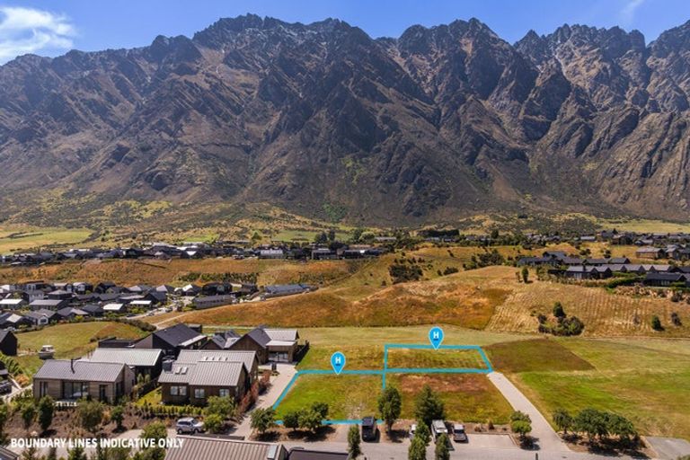 Photo of property in 24 Cunninghams Drive, Jacks Point, Queenstown, 9371