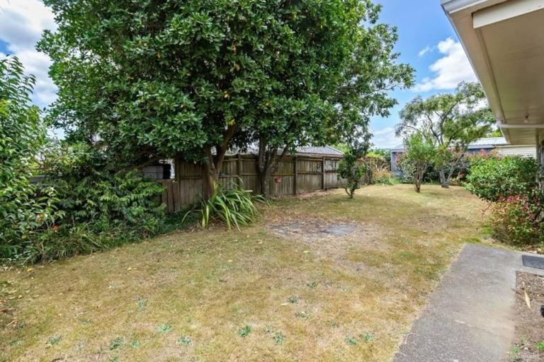 Photo of property in 25b Sunnypark Avenue, Rosehill, Papakura, 2113
