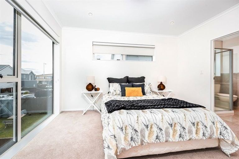 Photo of property in 22 Plover Road, Hobsonville, Auckland, 0616