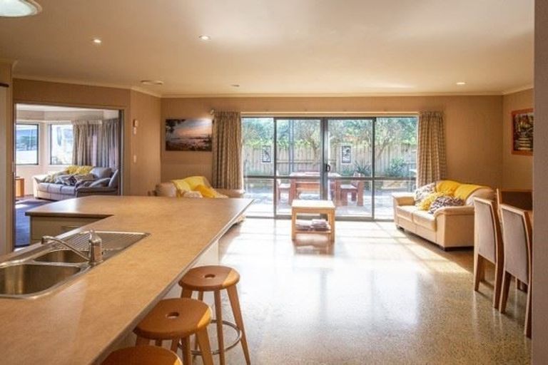 Photo of property in 15 Palomino Place, Papamoa Beach, Papamoa, 3118