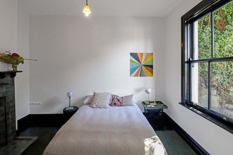 Photo of property in 21 Saint Mary Street, Thorndon, Wellington, 6011