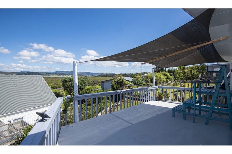 Photo of property in 33 Raumati Crescent, Onerahi, Whangarei, 0110