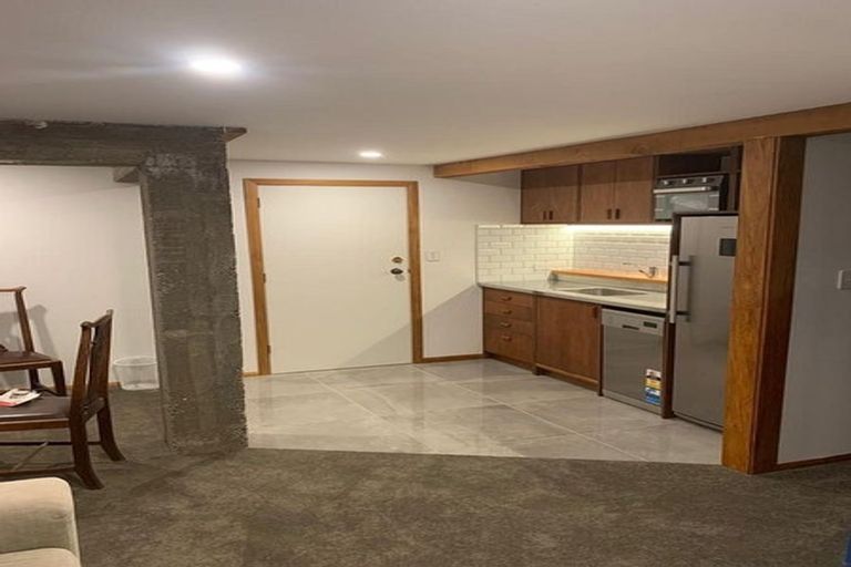 Photo of property in 34 Cannon Hill Crescent, Mount Pleasant, Christchurch, 8081