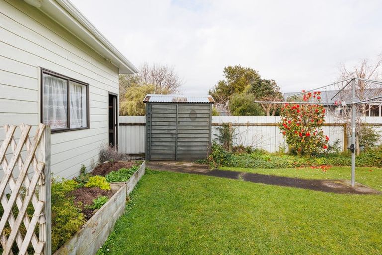 Photo of property in 26 Peppertree Glade, Kelvin Grove, Palmerston North, 4414
