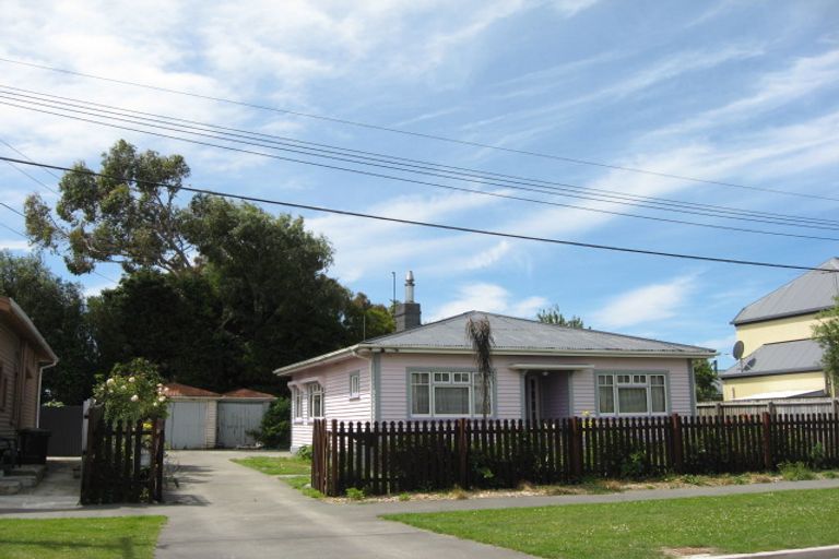 Photo of property in 111 Edward Avenue, Edgeware, Christchurch, 8013