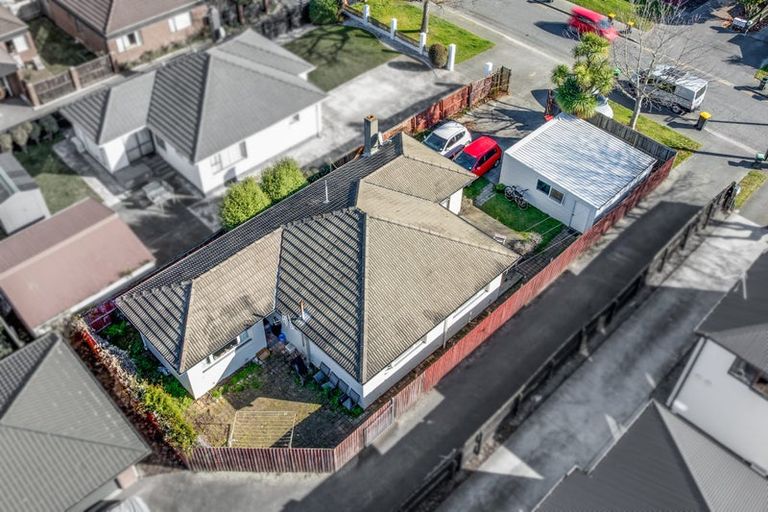 Photo of property in 12 Angela Street, Upper Riccarton, Christchurch, 8041