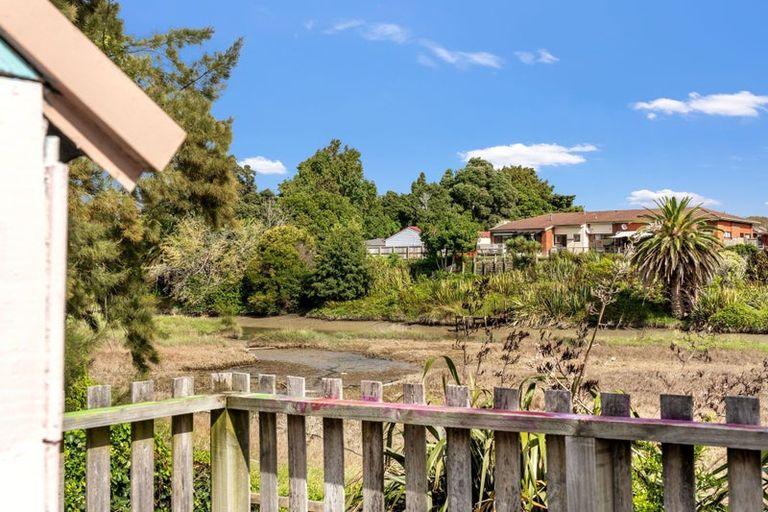 Photo of property in 102 Oak Street, Mangapapa, Gisborne, 4010