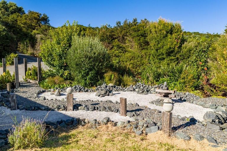 Photo of property in 77 Wairimu Way, Waipu, 0582