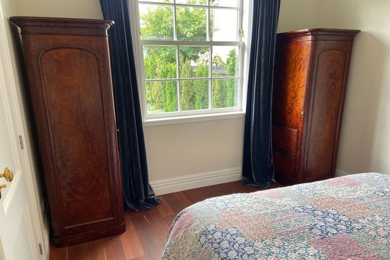 Photo of property in 240 Tinakori Road, Thorndon, Wellington, 6011