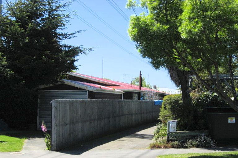 Photo of property in 1/312 Memorial Avenue, Burnside, Christchurch, 8053