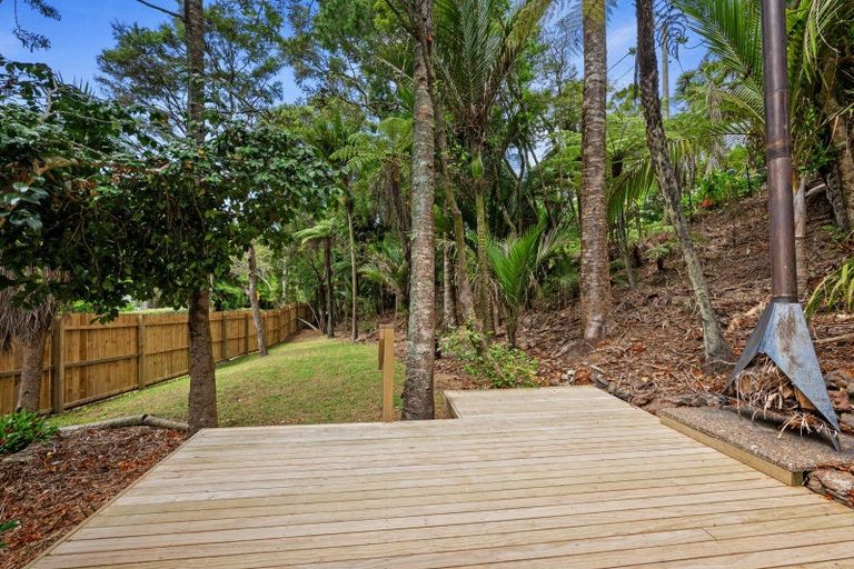 Photo of property in 45 Park Road, Titirangi, Auckland, 0604